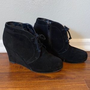 DV Dolce Vita Wedge Booties Women’s Size 6.5